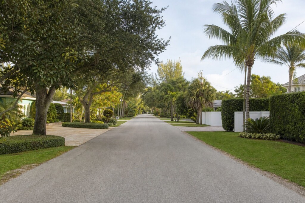 Siesta Key neighborhood with well-kept homes and quiet residential streets, an established residential neighborhood